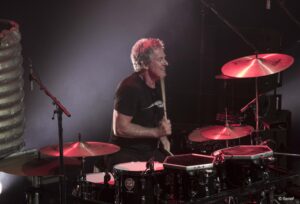 Rob Hirst Midnight Oil 2022 crédit Benef