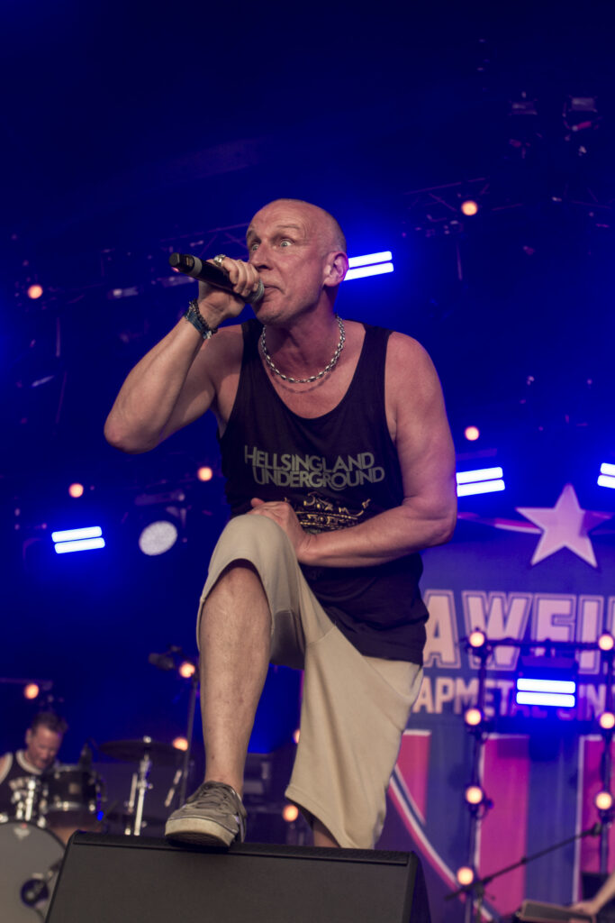 Zak tell Clawfinger Hellfest 2024 warzone crédit benef